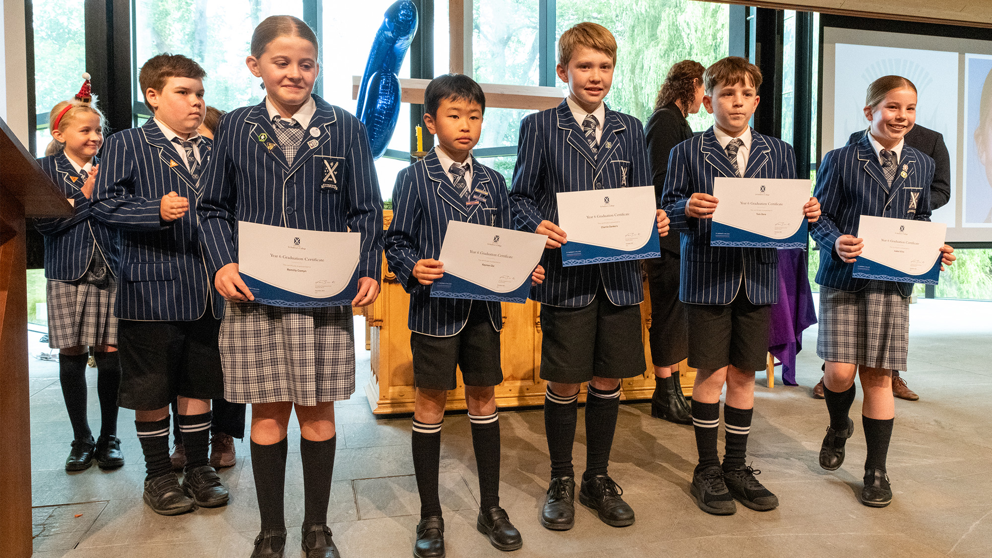 251204 Y6Graduation DSC 0346