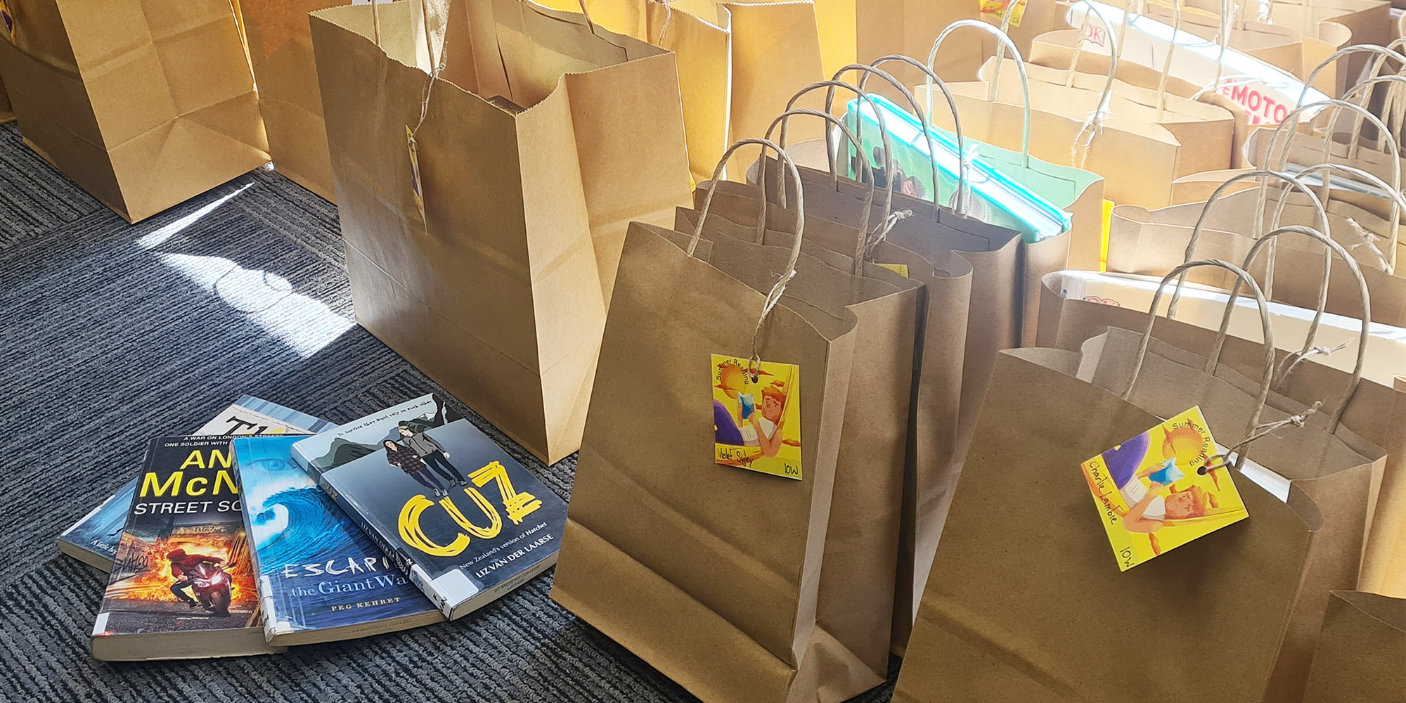 251121 Summer Reading Bags 2025