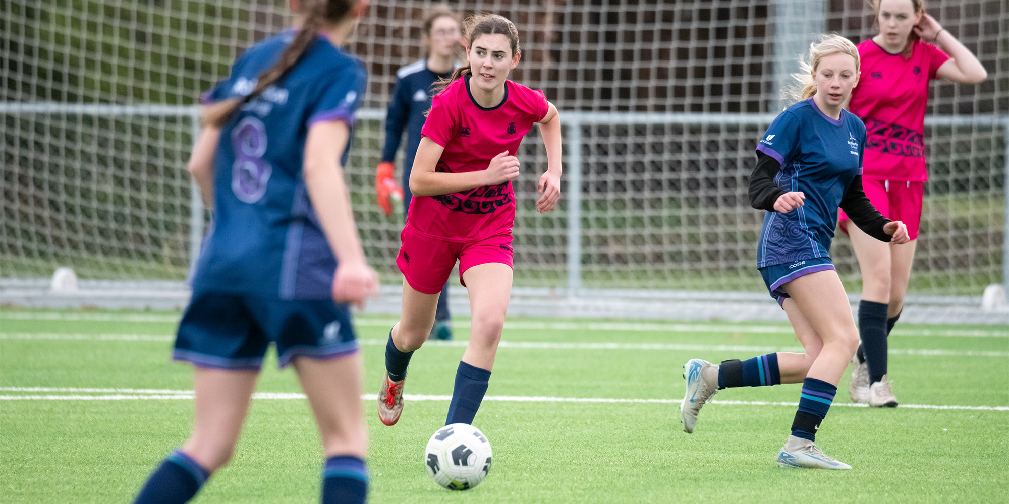 250808 1stXIGirlsFootballvRolleston DSC 5884