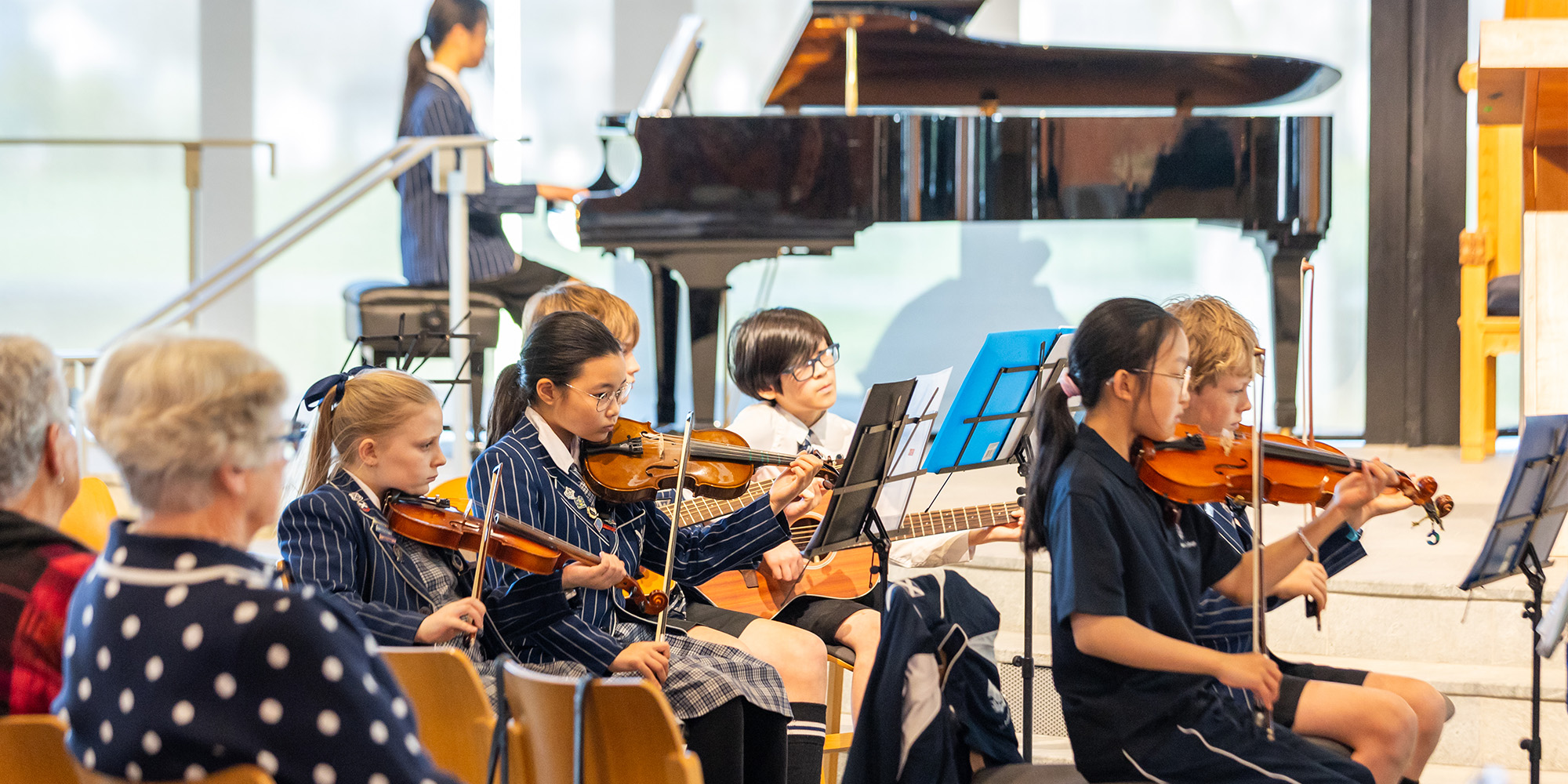 260910 LadiesCirclePrepOrchestra 0A6A9814