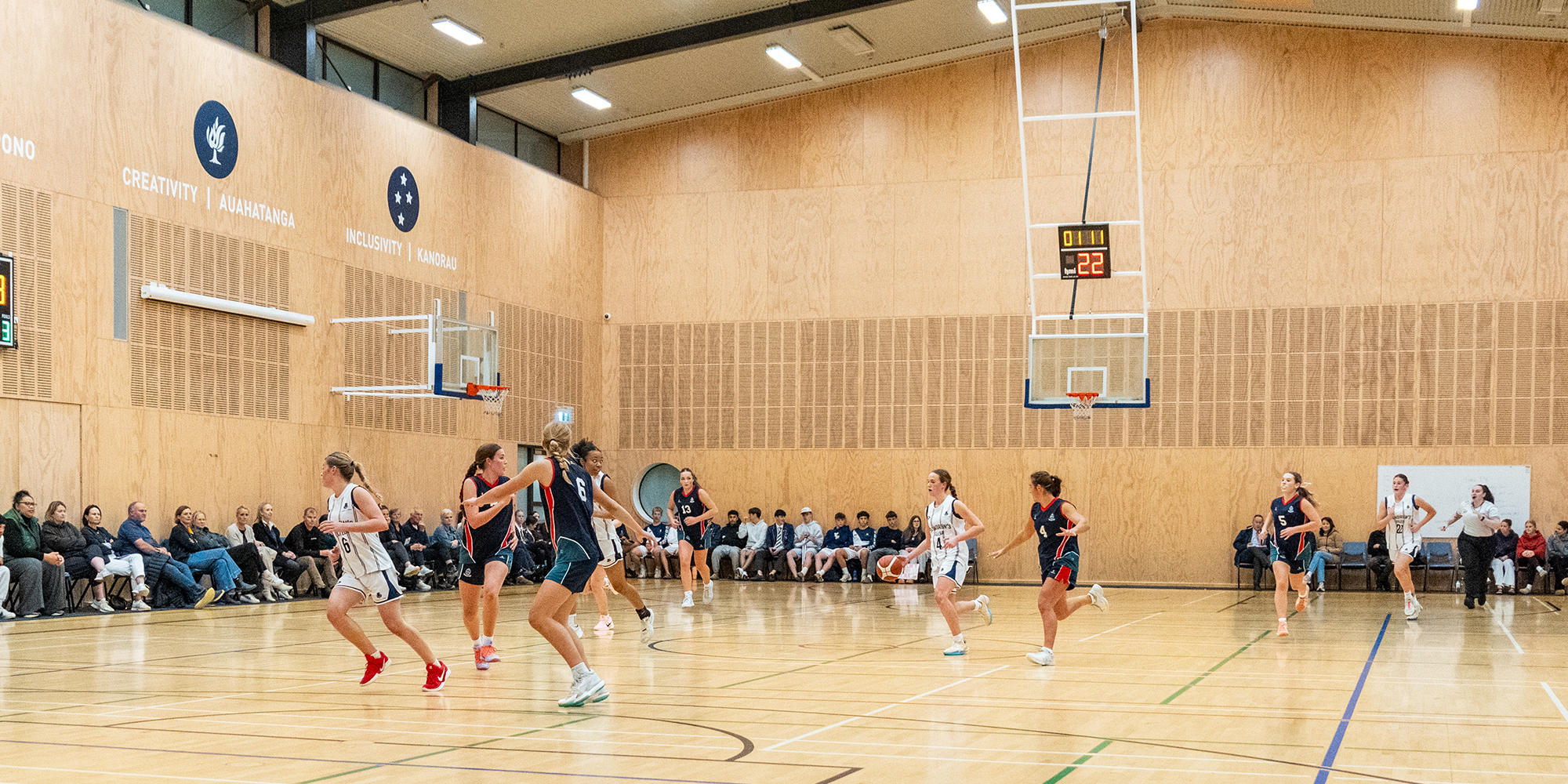 260515 SeniorBasketball 0AA 4092