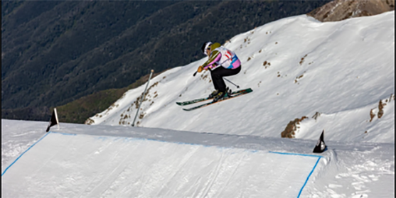 260807 Ellie Harper on the slopestyle course